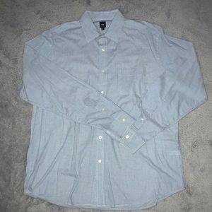 Men’s GAP shirt
